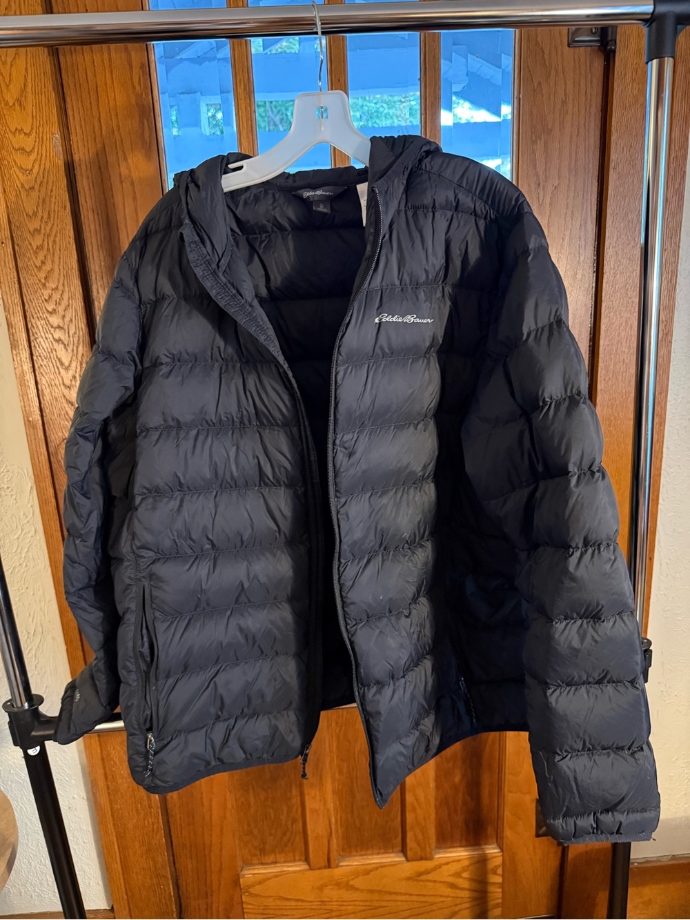 Eddie Bauer Men’s Black Hooded Packable Puffer Jacket